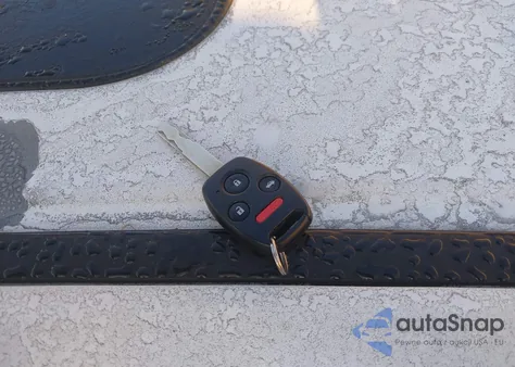 2011 Honda Accord 2.4 Ex-L z USA, uszkodzony, nr VIN 1HGCP2F80BA009541